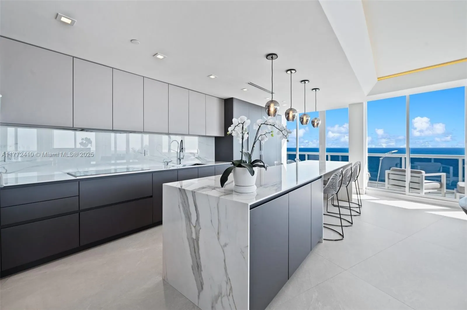 9601 Collins Ave, #1506