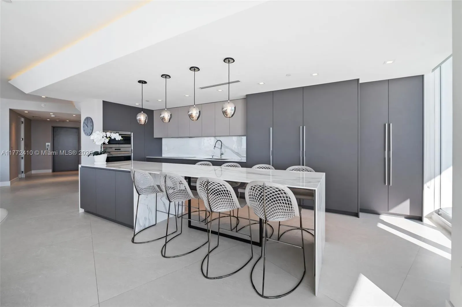 9601 Collins Ave, #1506