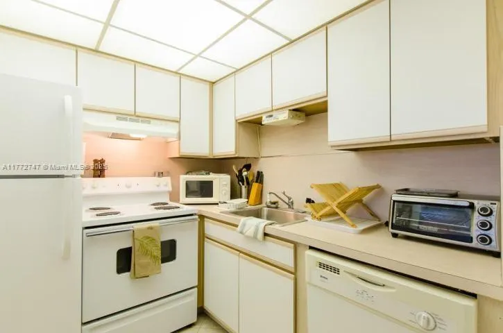 251 Mansfield F, #251F
