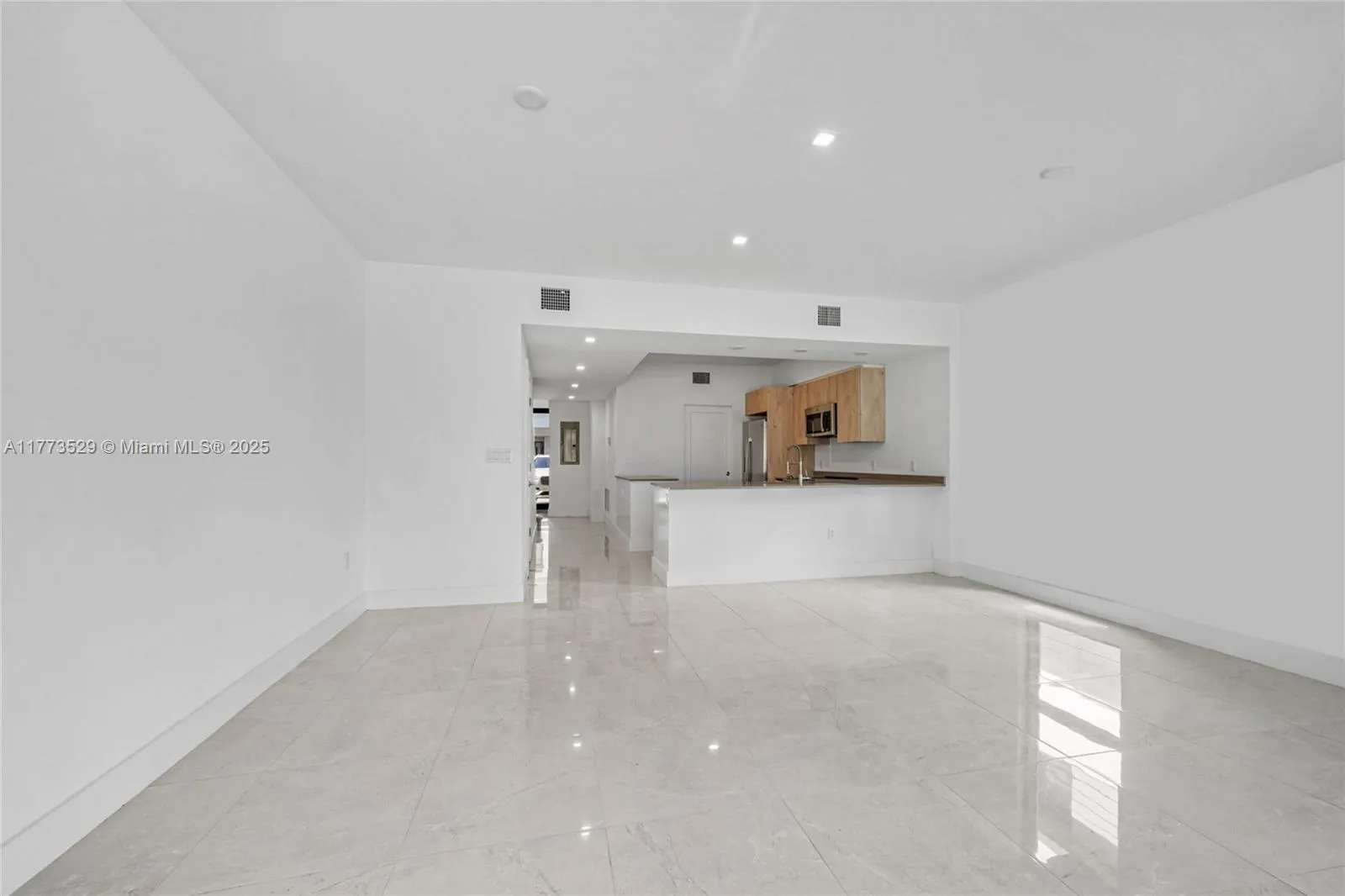 4149 Oak Pl