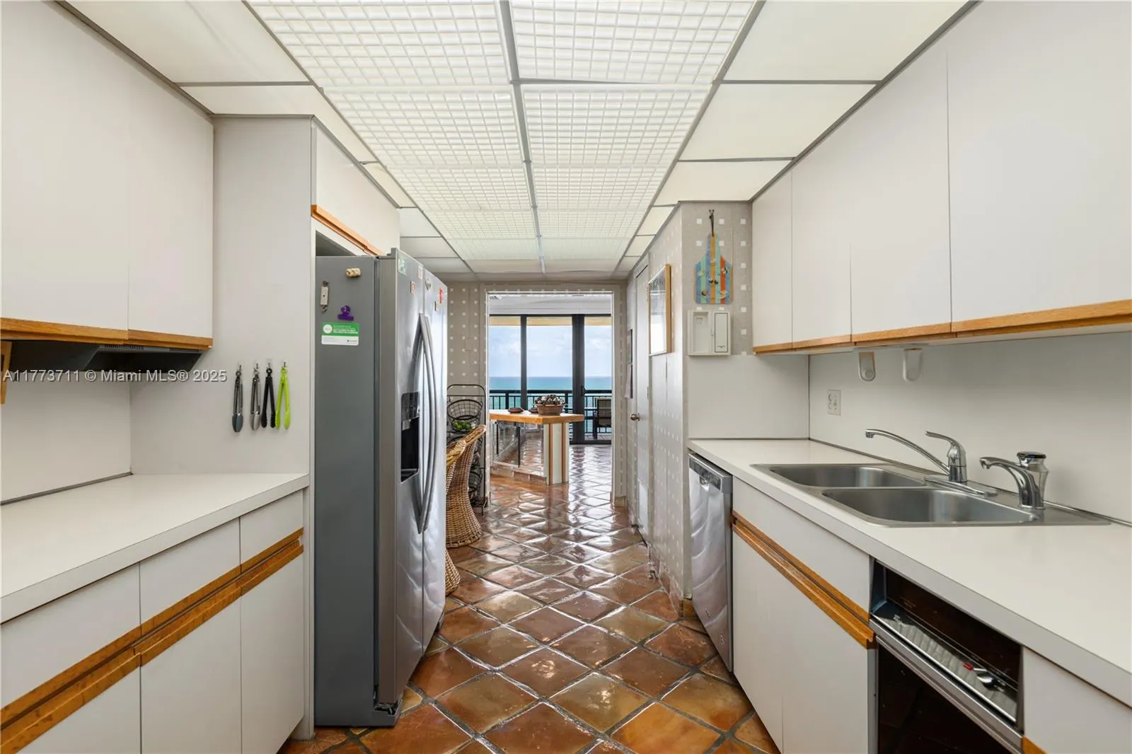 10175 Collins Ave, #Doubl1401/1402(4706 sqft)