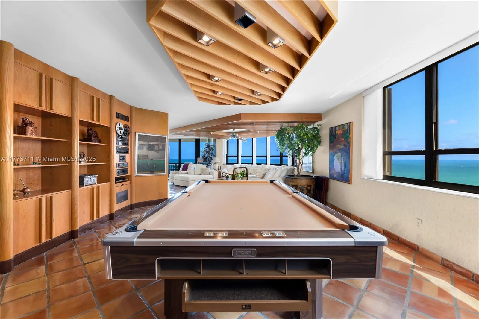10175 Collins Ave, #Doubl1401/1402(4706 sqft)