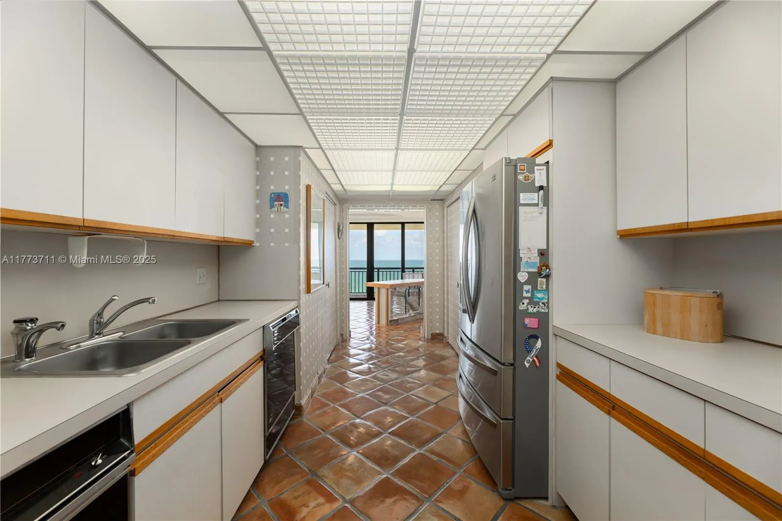 10175 Collins Ave, #Doubl1401/1402(4706 sqft)