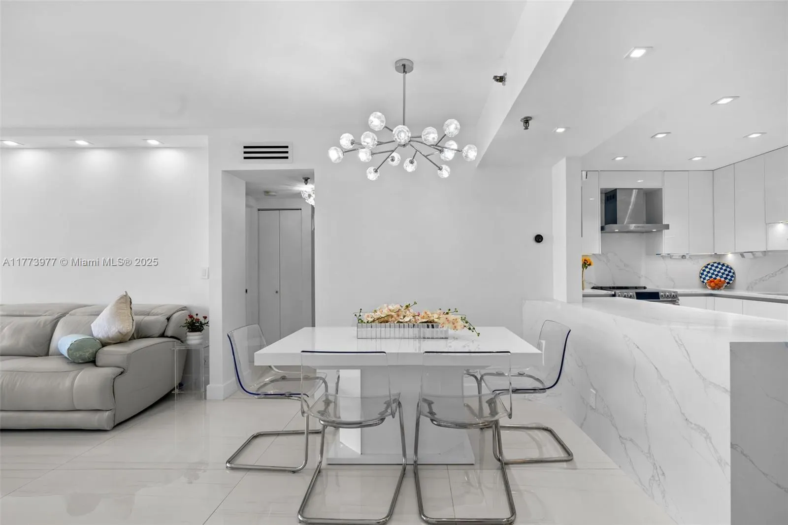 9455 Collins Ave, #703