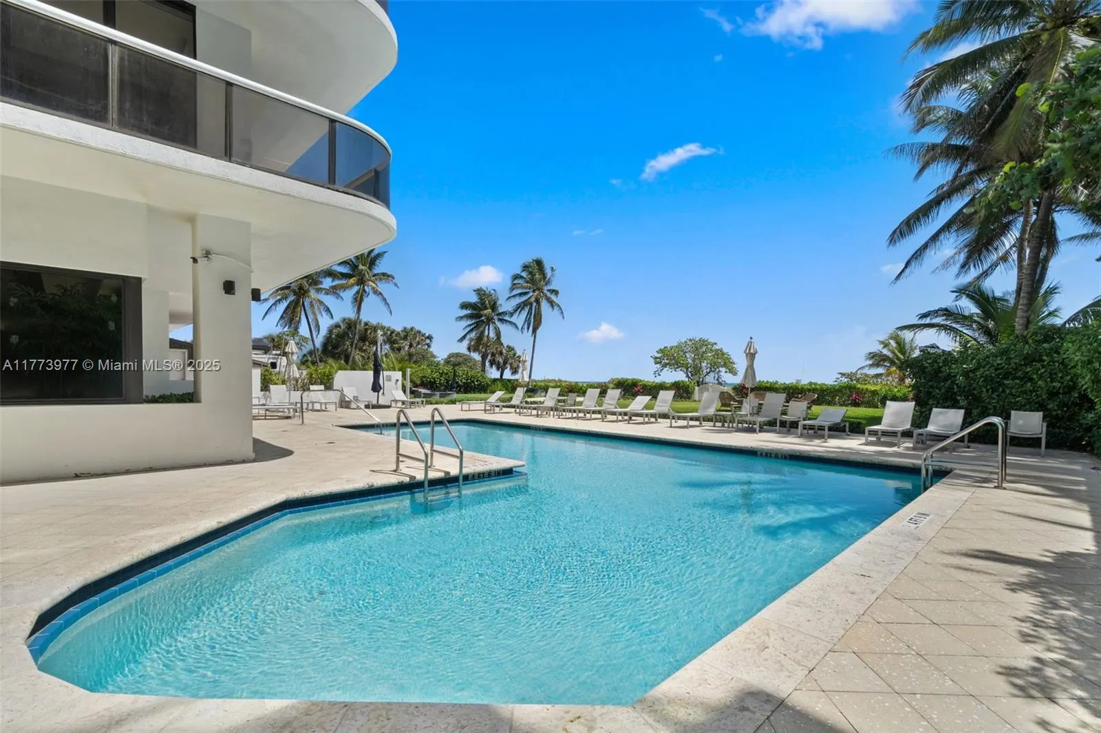 9455 Collins Ave, #703