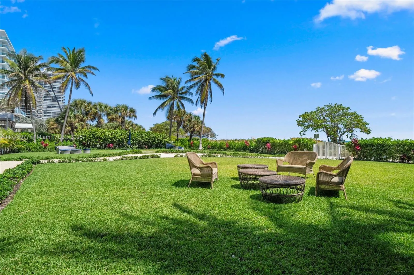 9455 Collins Ave, #703