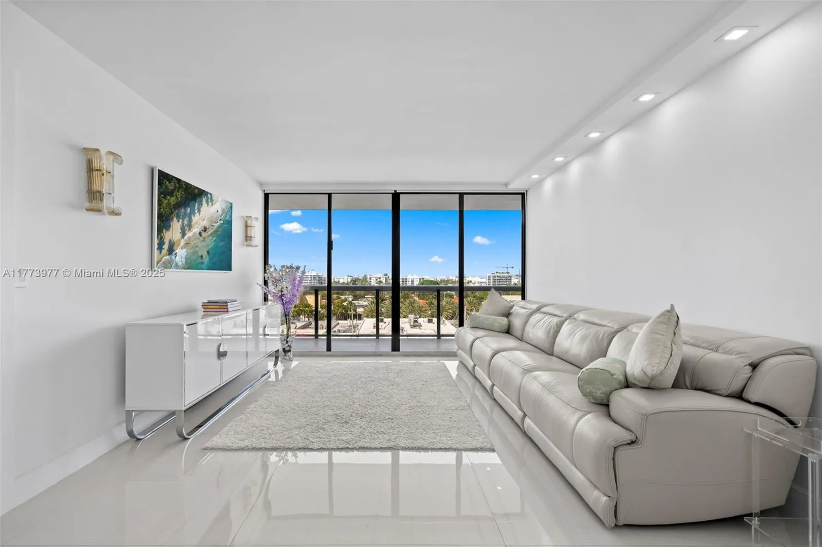 9455 Collins Ave, #703