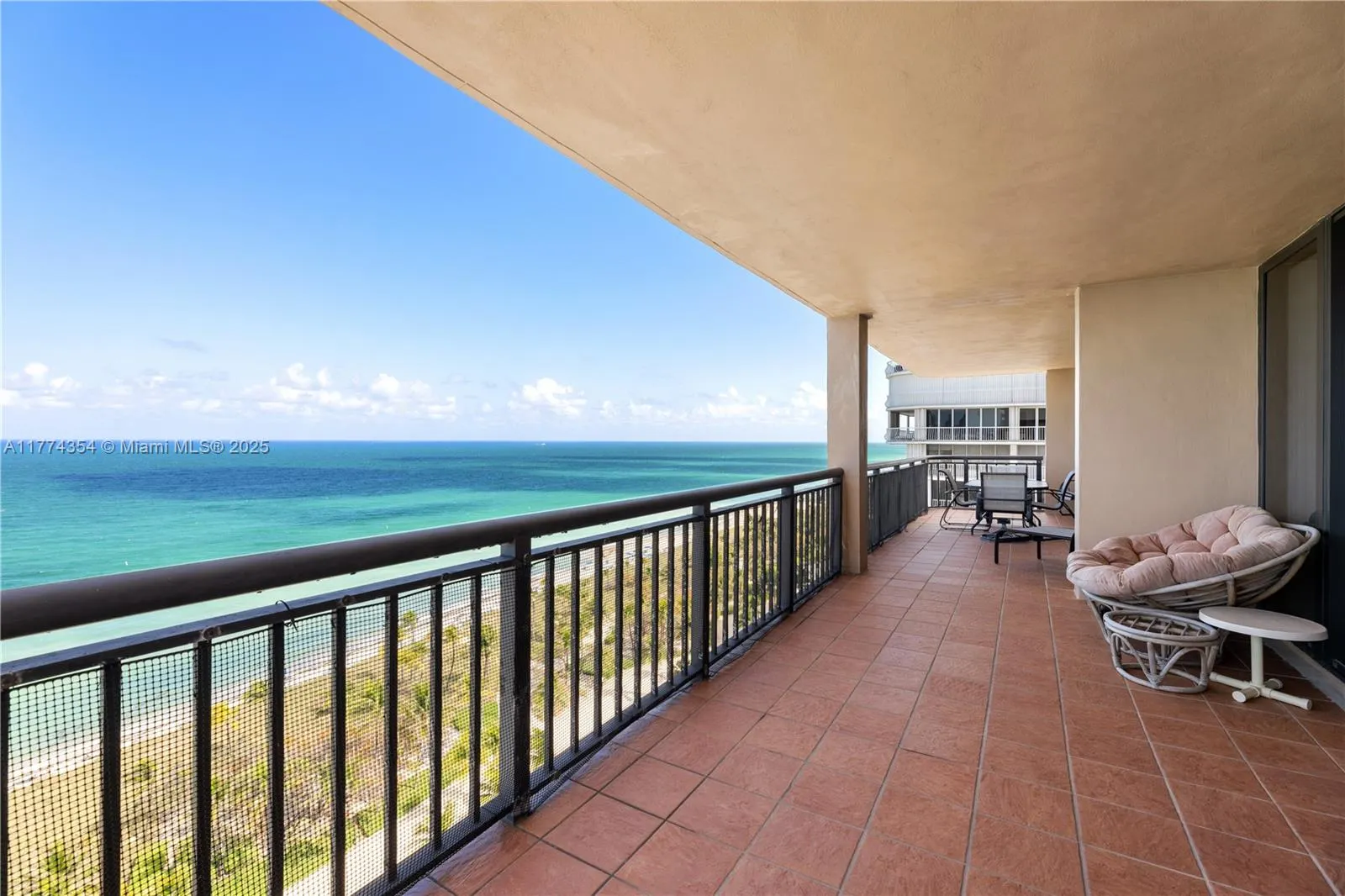 10175 Collins Ave, #1401