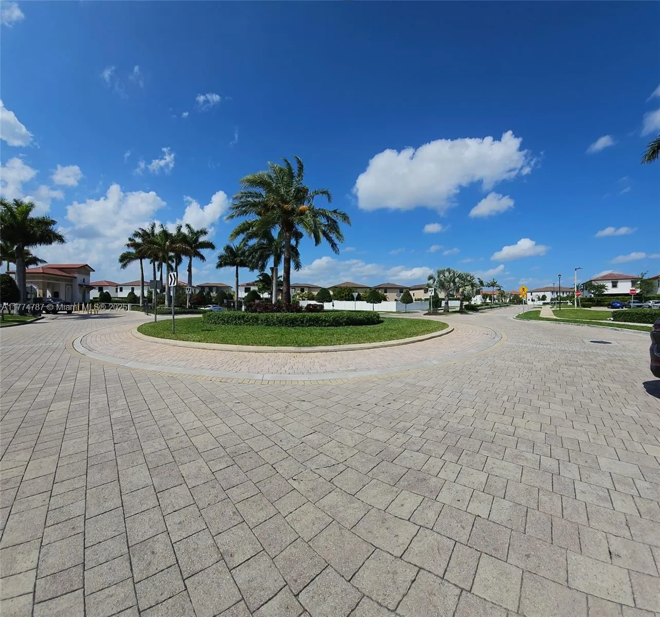 3387 W 106, #3387