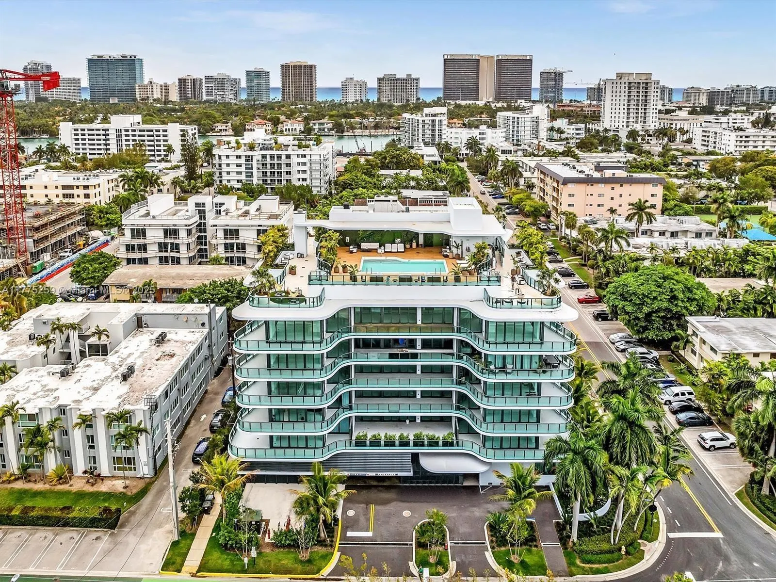 9901 W Bay Harbor Dr, #503
