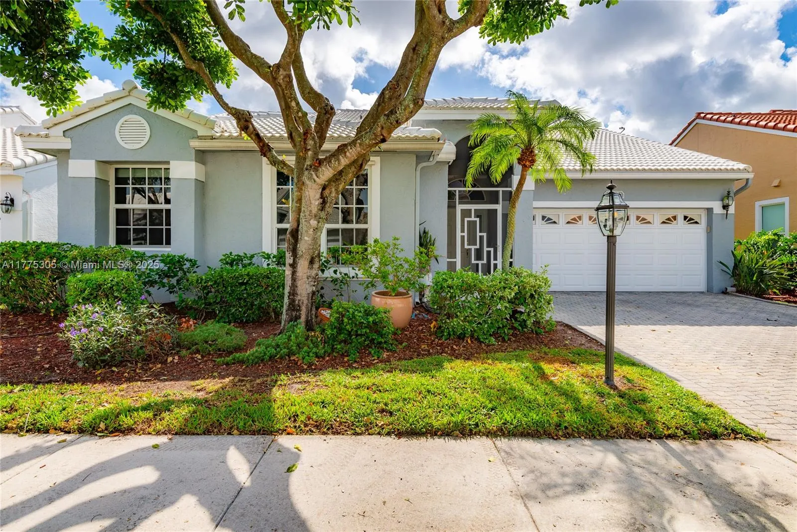 23274 Alora Dr