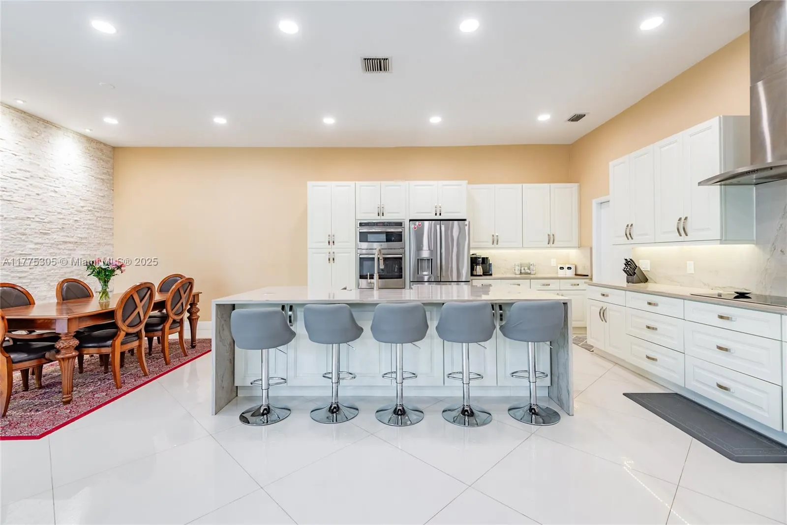 23274 Alora Dr