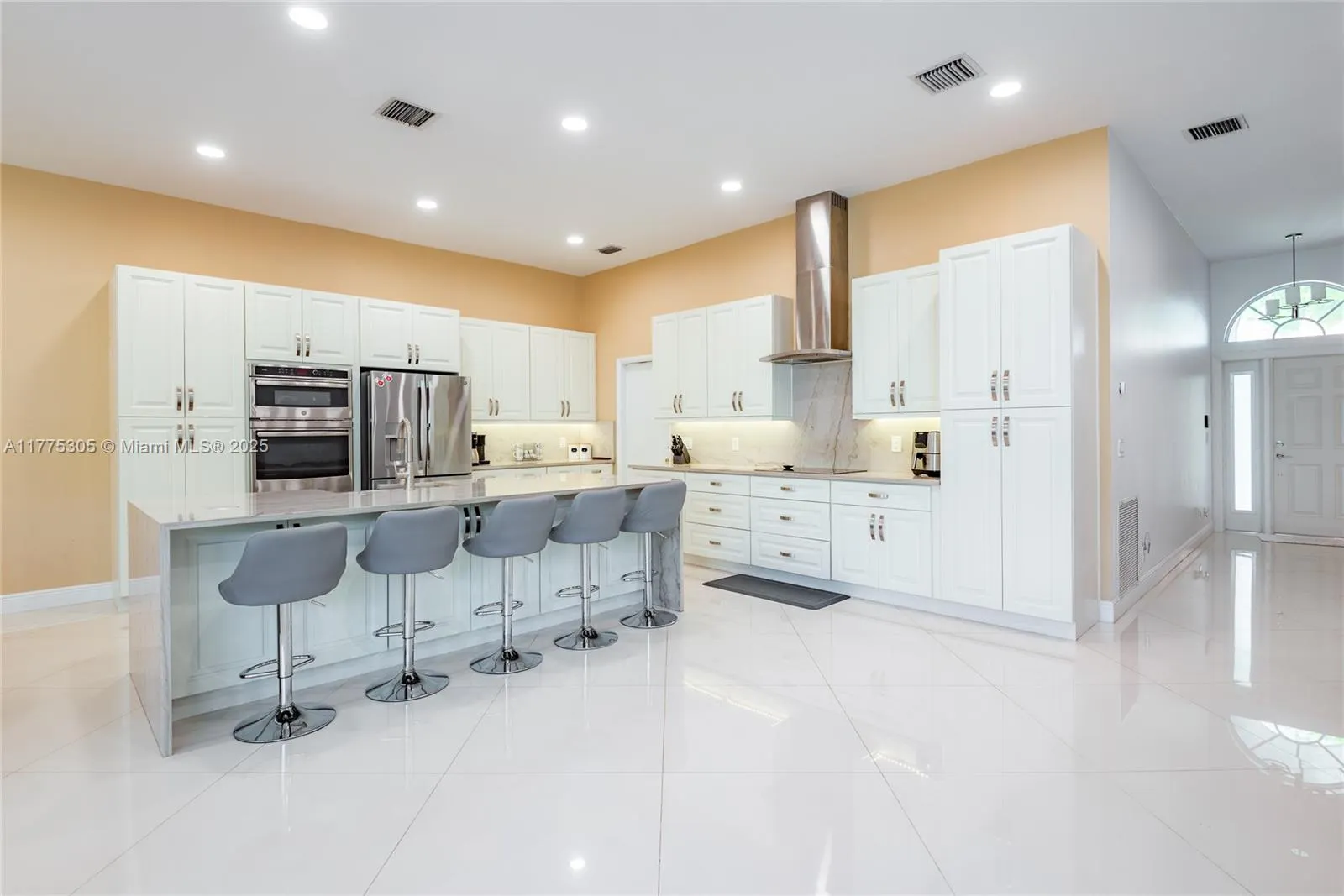 23274 Alora Dr