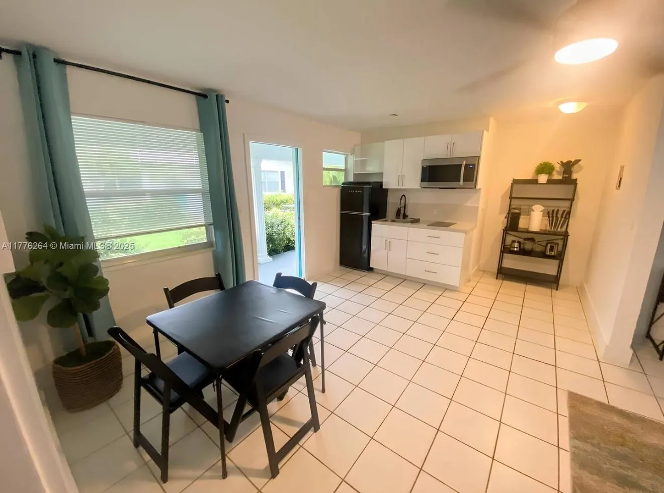3208 Canal Dr, #2