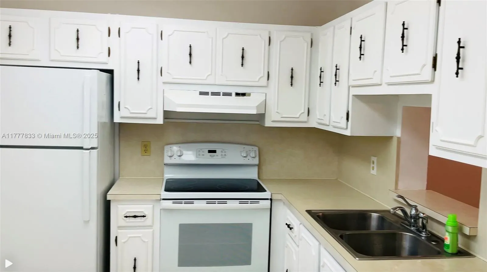 201 SE 11th Ter, #302