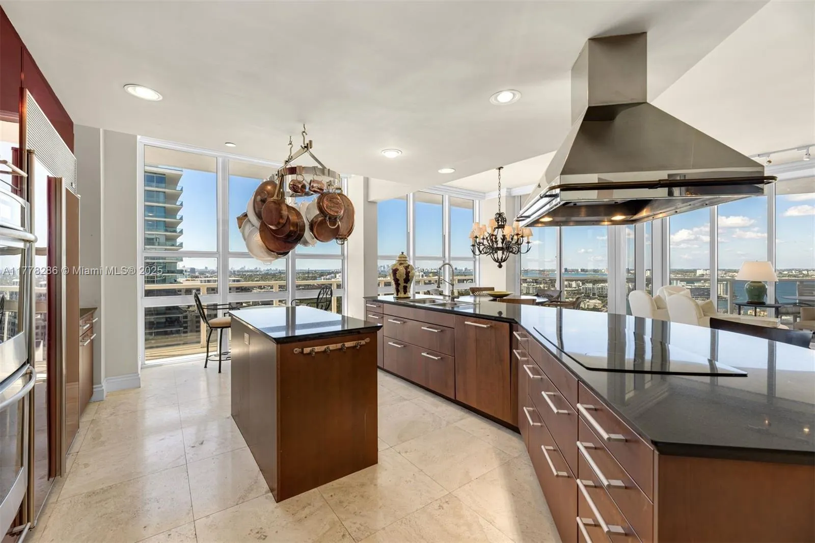 10225 Collins Ave, #2004