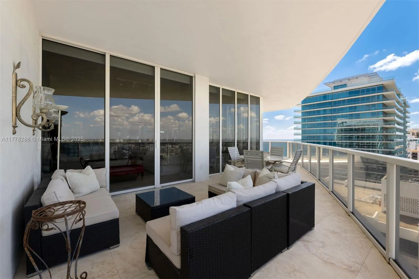 10225 Collins Ave, #2004