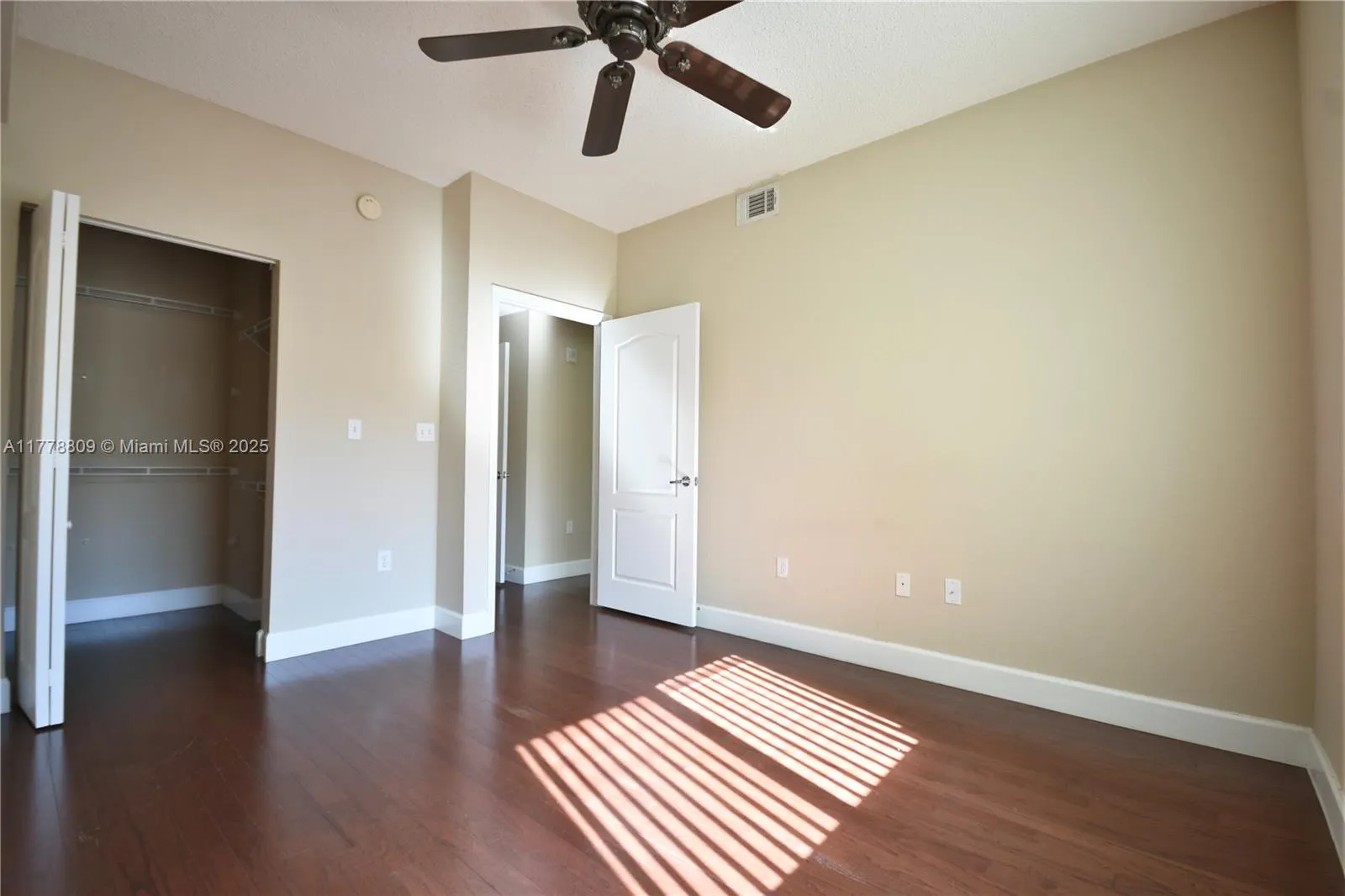6001 SW 70th St, #429