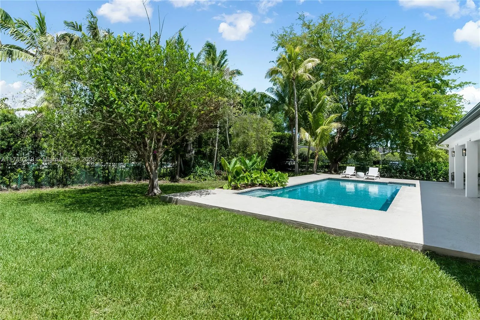 7551 SW 109th Ter