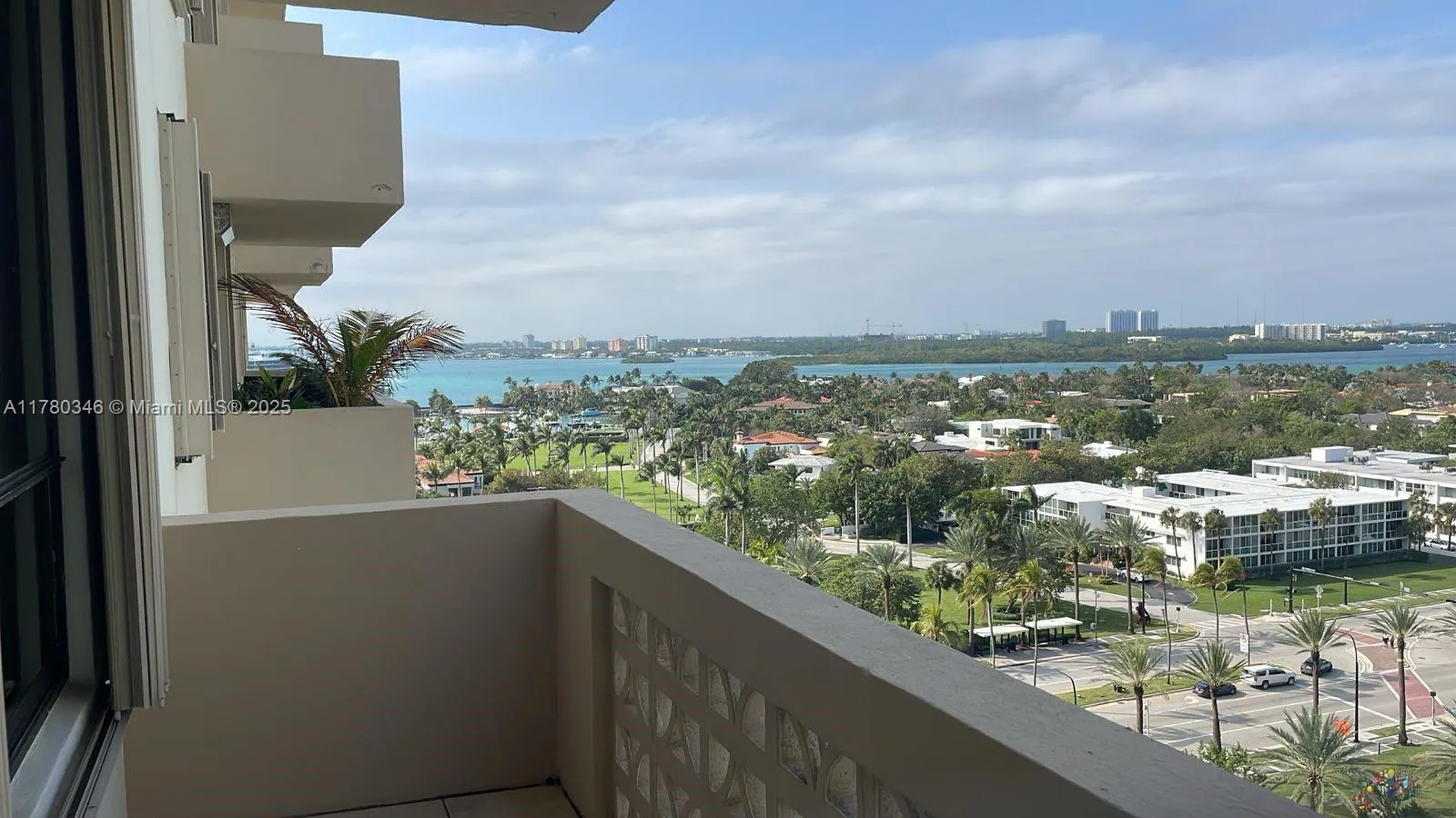 10185 Collins Ave, #1402