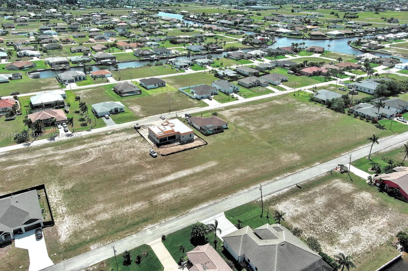1037 NW 37TH PL