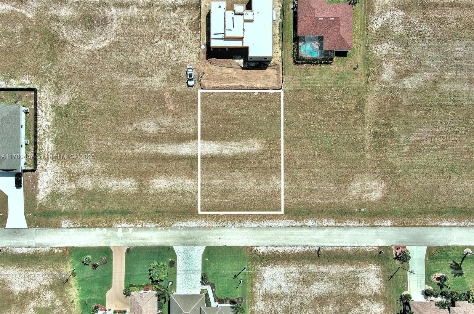1037 NW 37TH PL