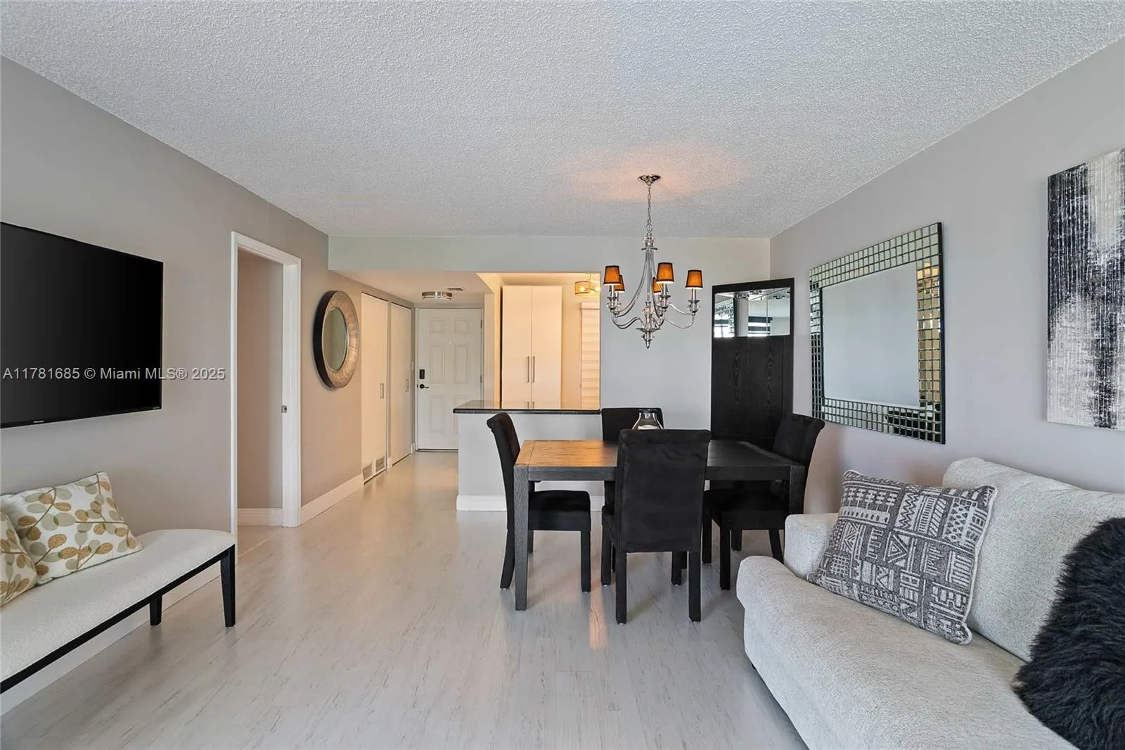 5201 NW 2nd Ave, #412