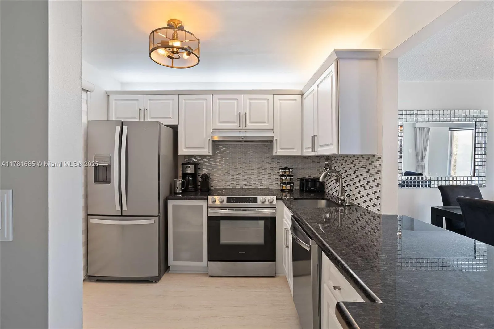 5201 NW 2nd Ave, #412