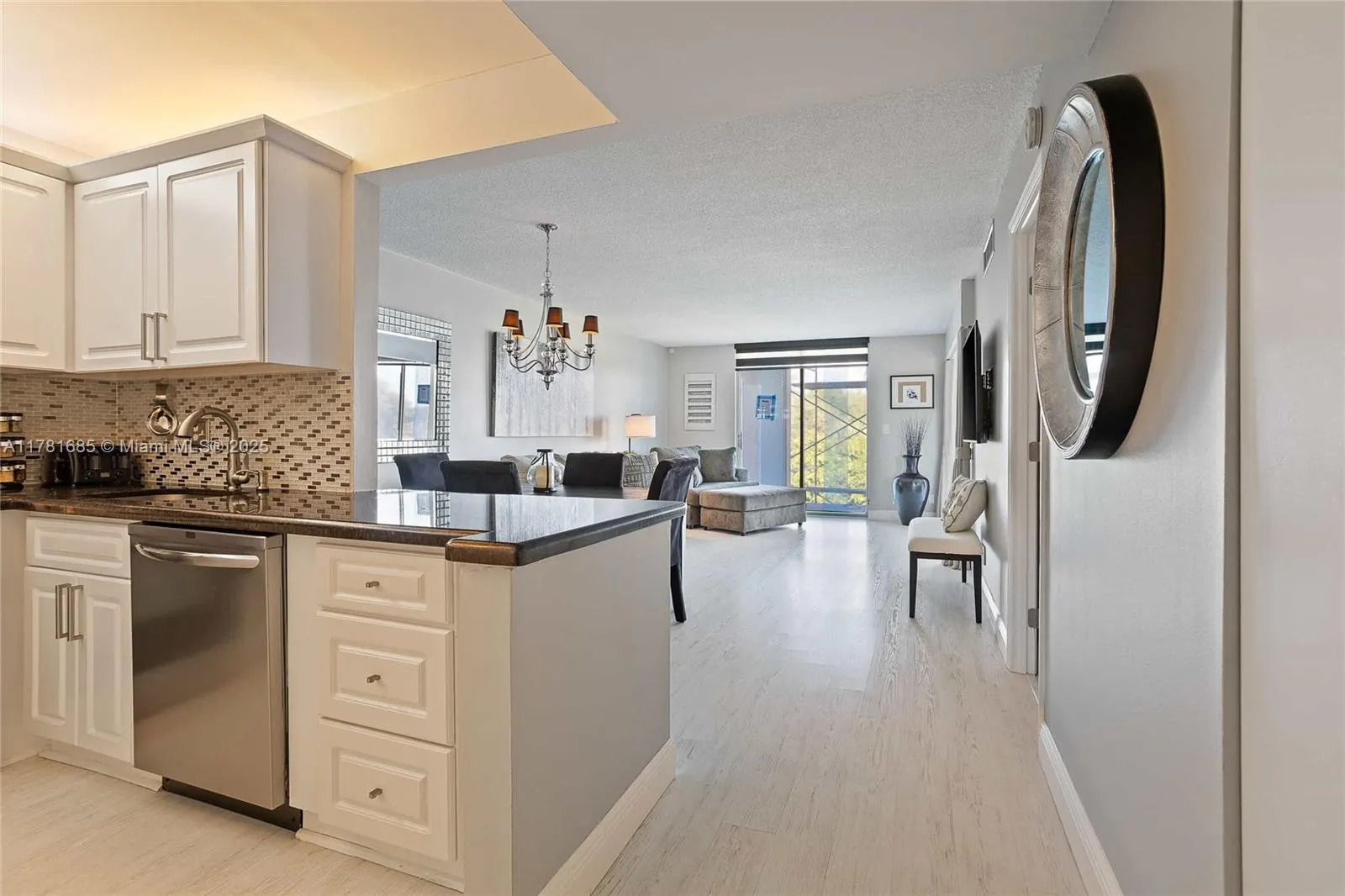 5201 NW 2nd Ave, #412