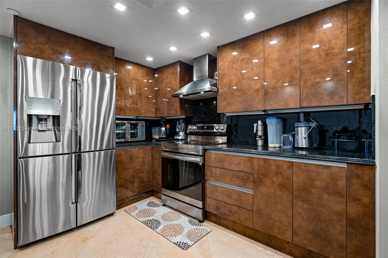 9559 Collins Ave, #S8-F