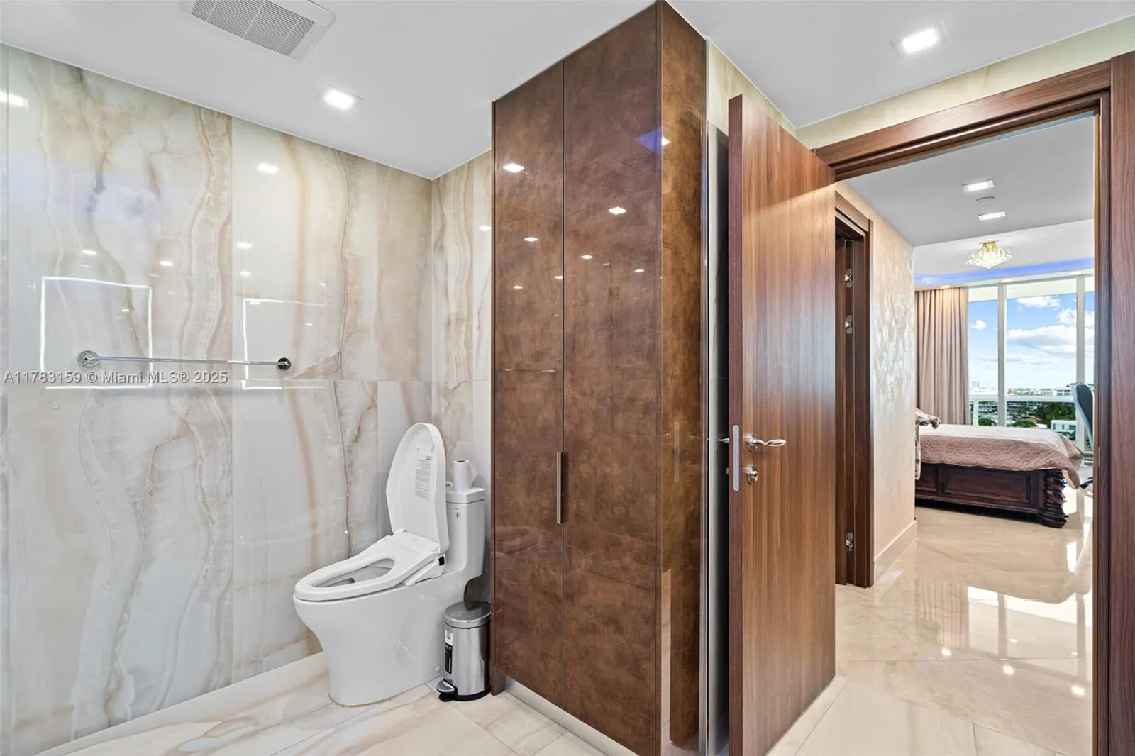 9559 Collins Ave, #S8-F