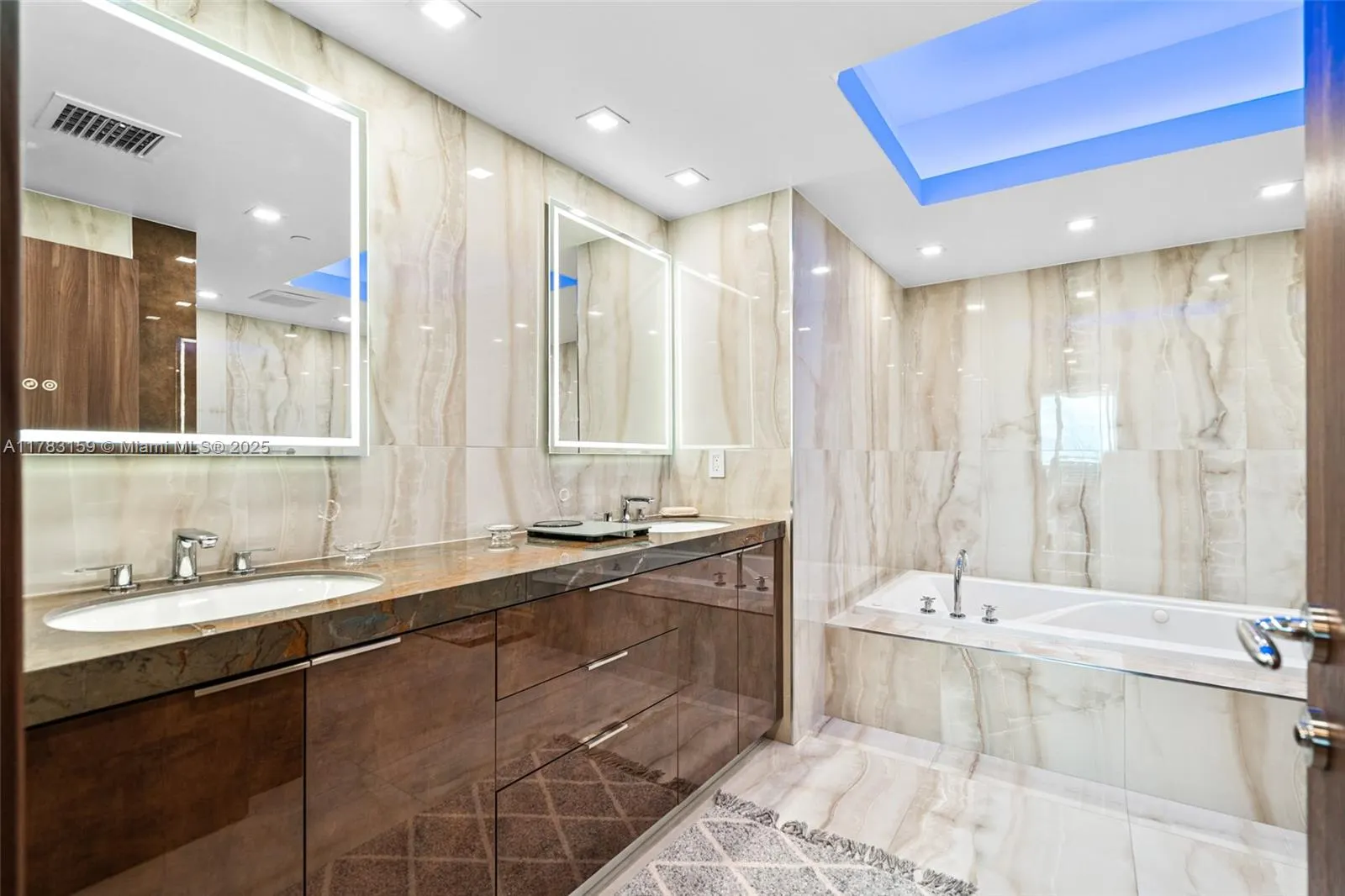 9559 Collins Ave, #S8-F