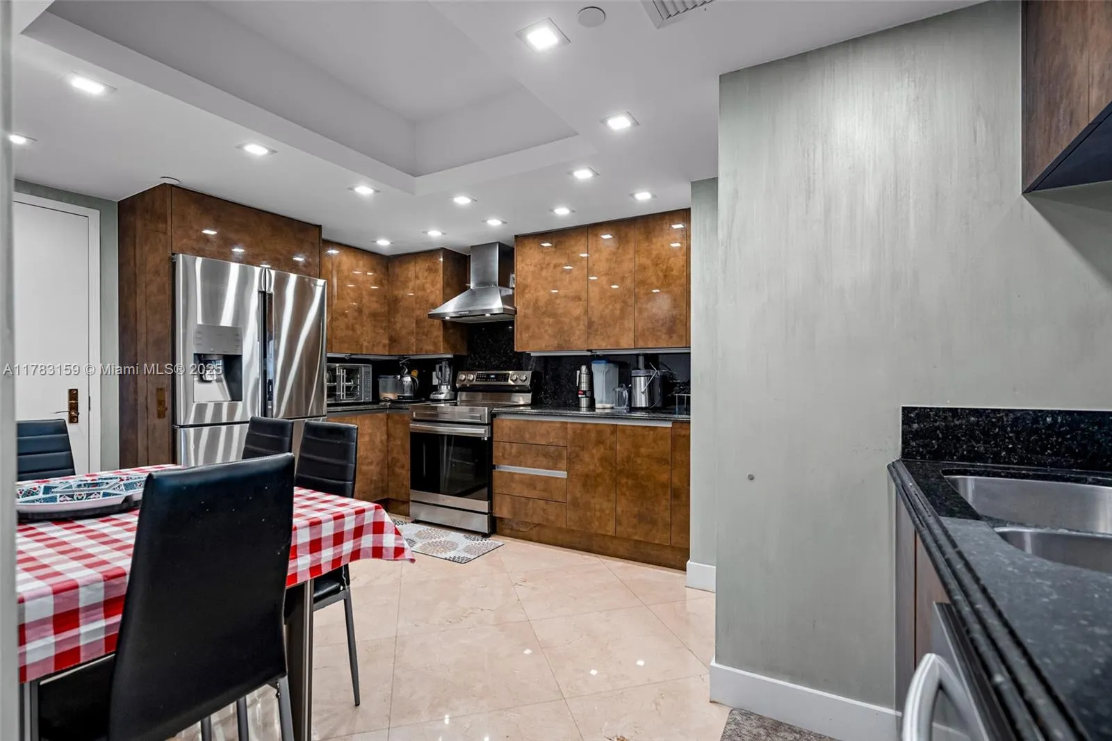 9559 Collins Ave, #S8-F