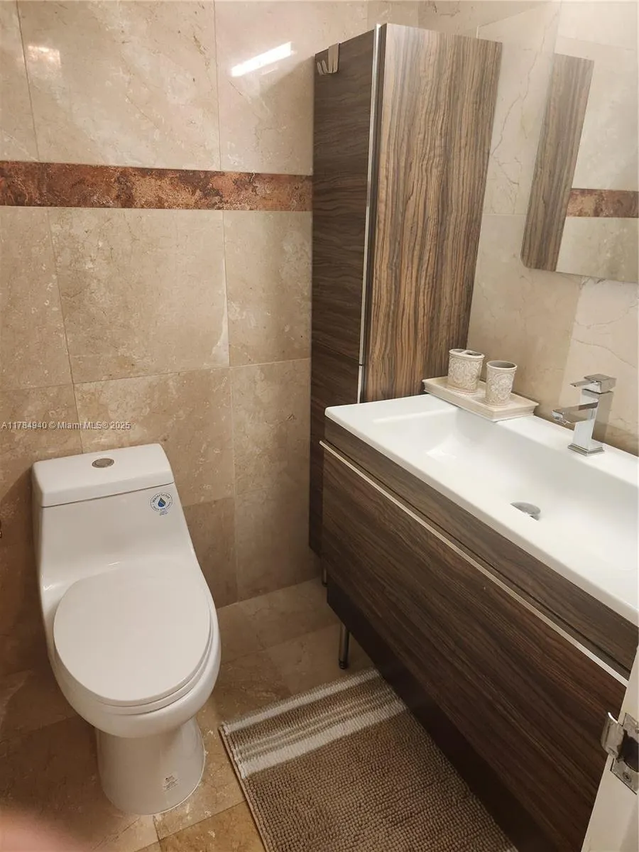 3725 S Ocean Dr, #1623