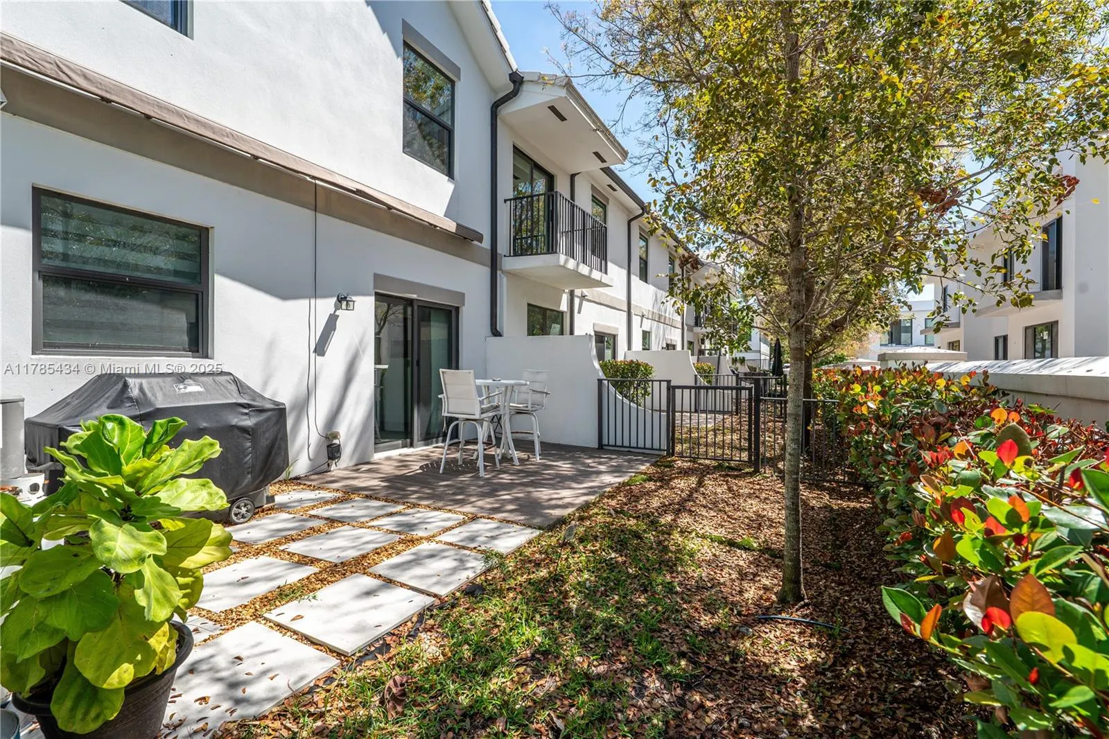 4538 S Aqua Bella Ln