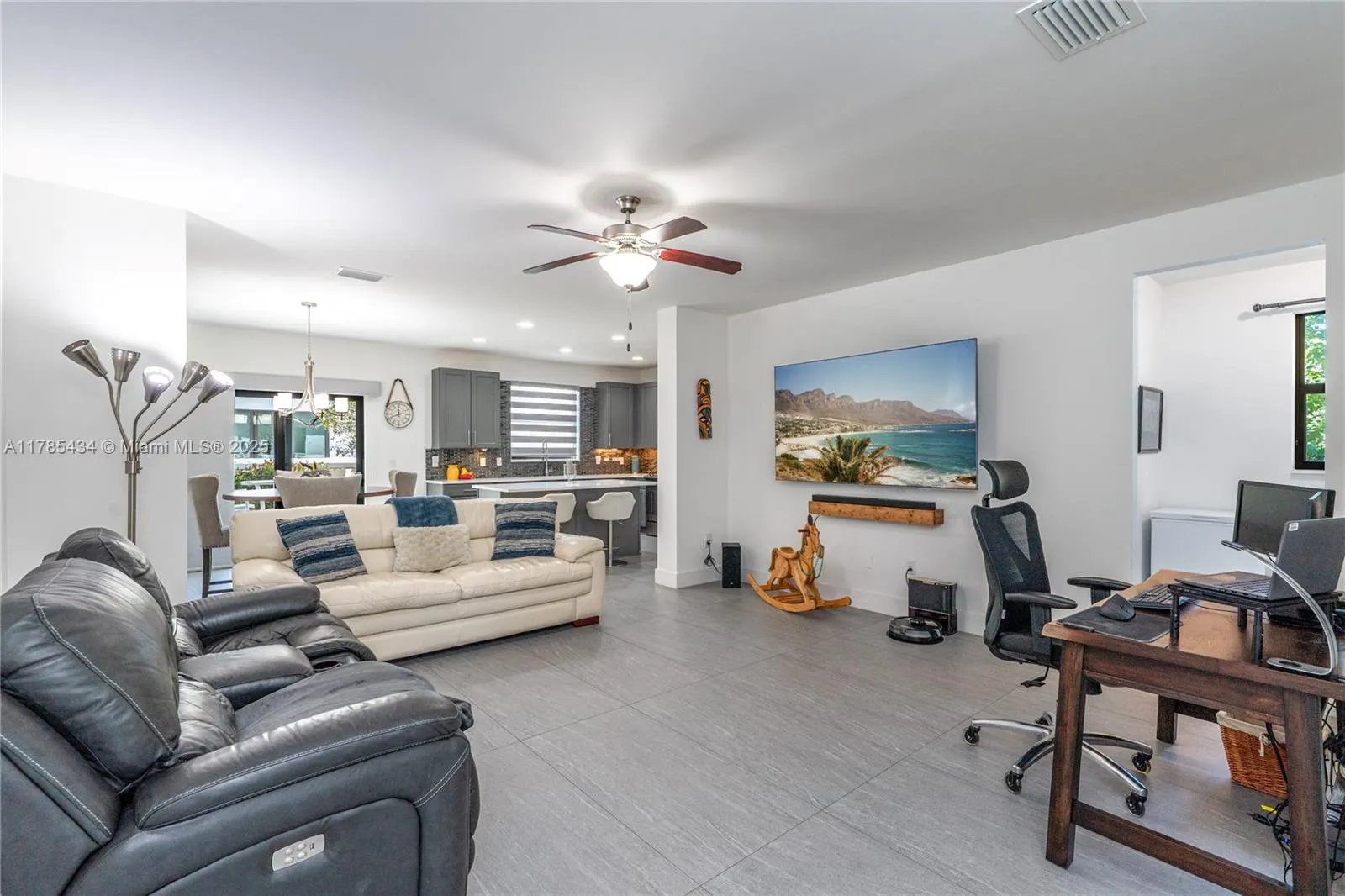 4538 S Aqua Bella Ln