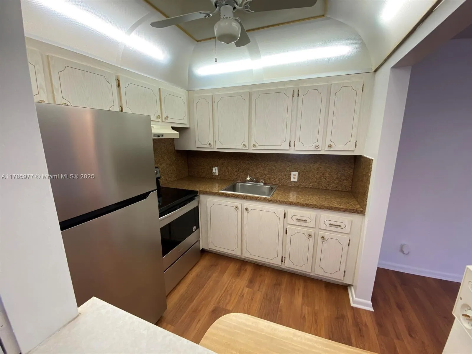 381 Fanshaw J, #381
