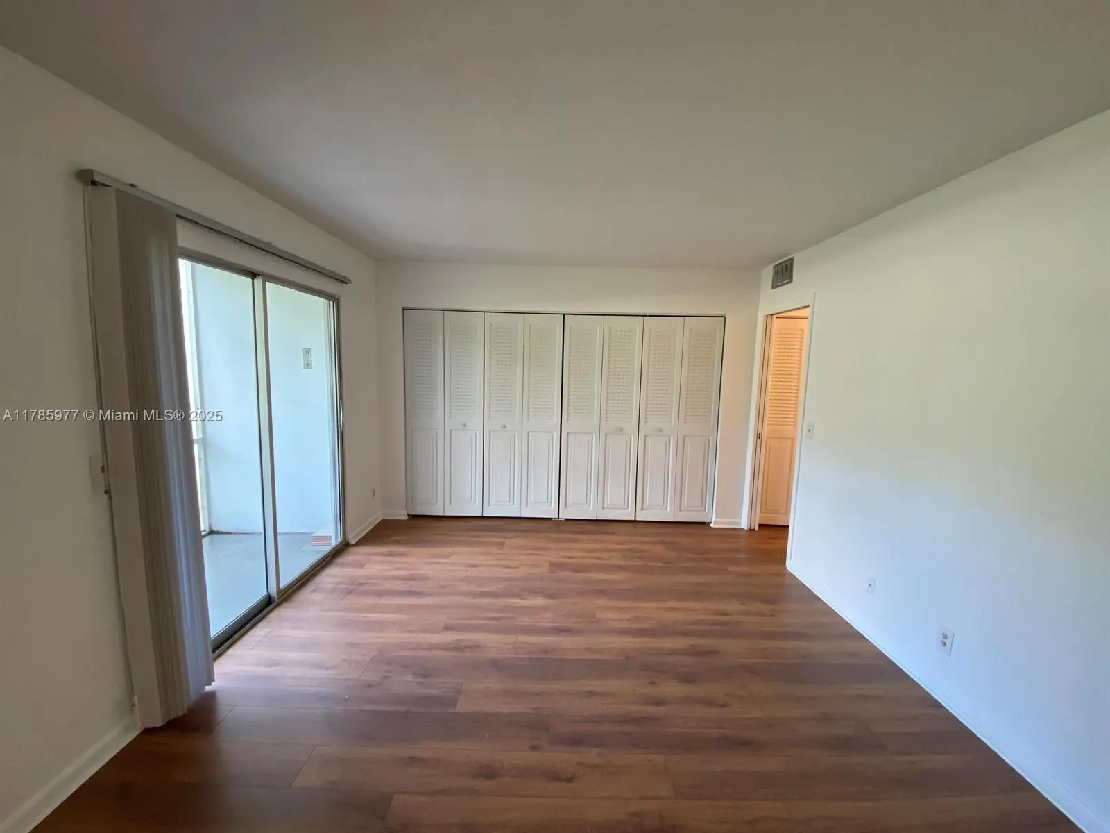 381 Fanshaw J, #381