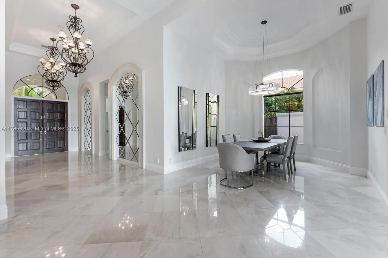 17937 Villa Club Way