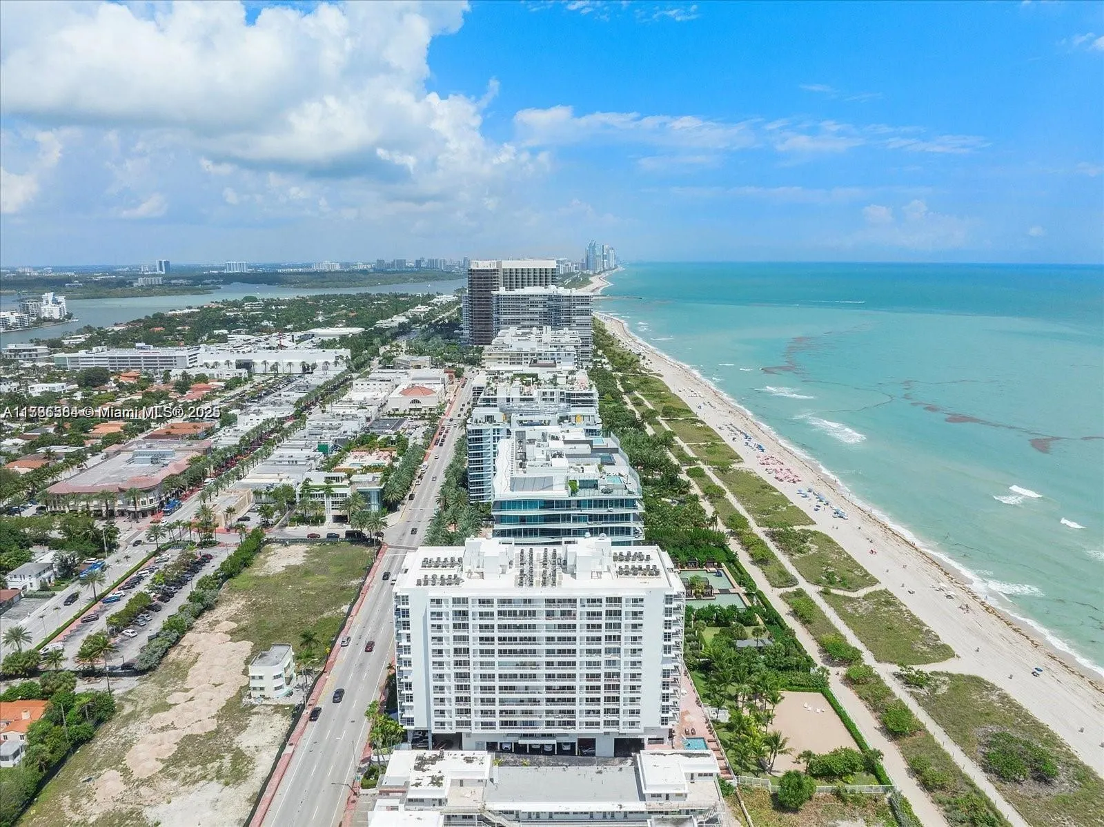 9341 Collins Ave, #806