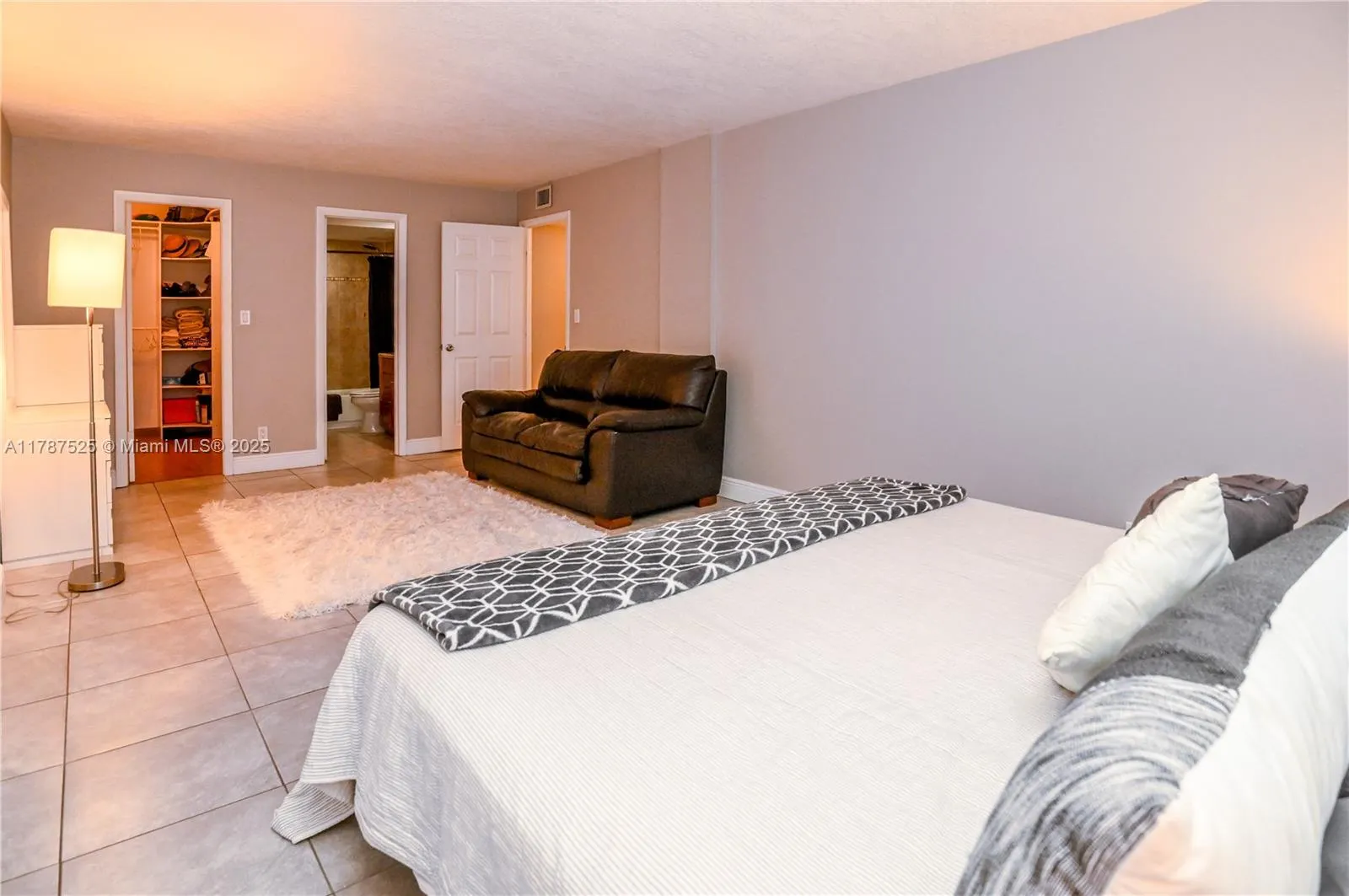 501 E Dania Beach Blvd, #5-3D
