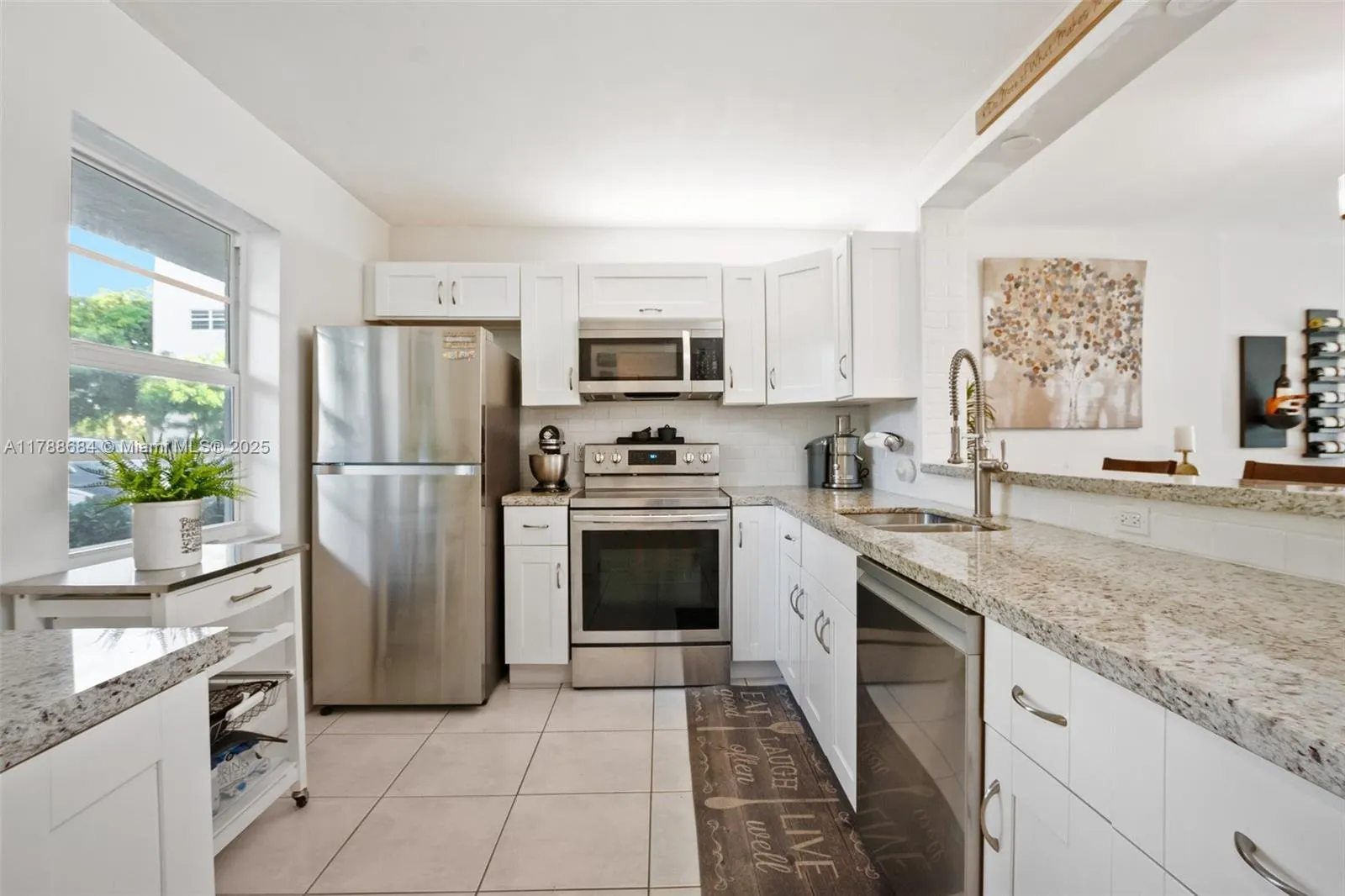 1024 SE 4th Ave, #102