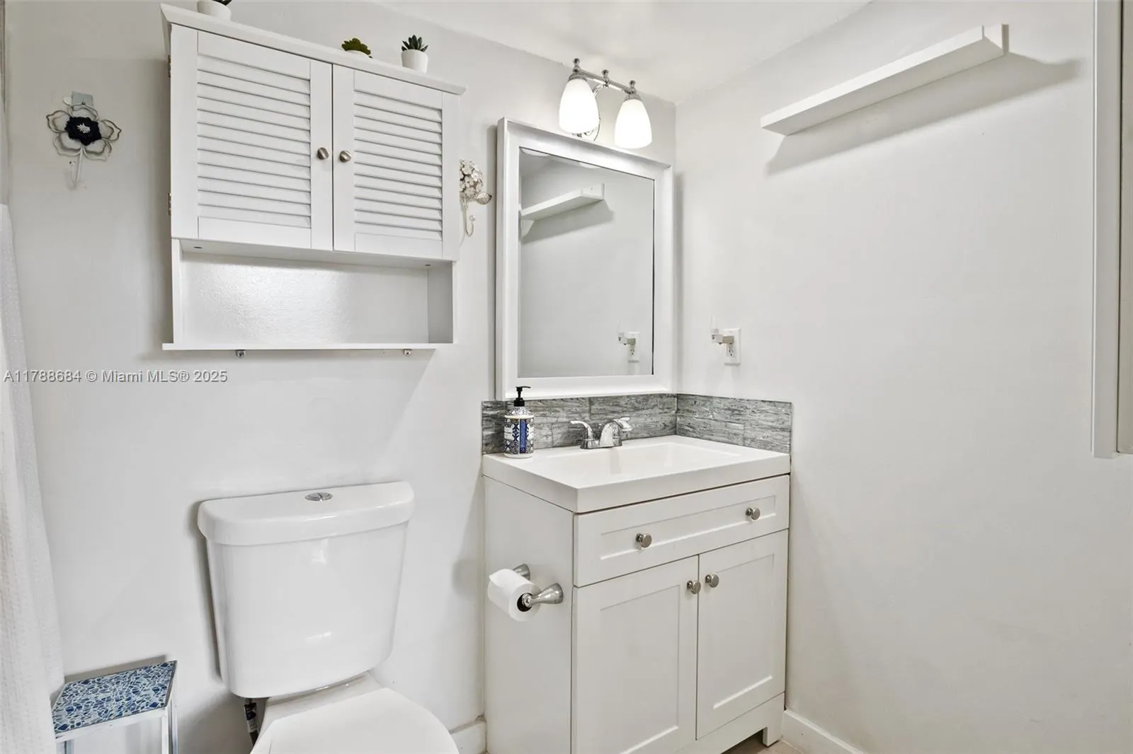 1024 SE 4th Ave, #102