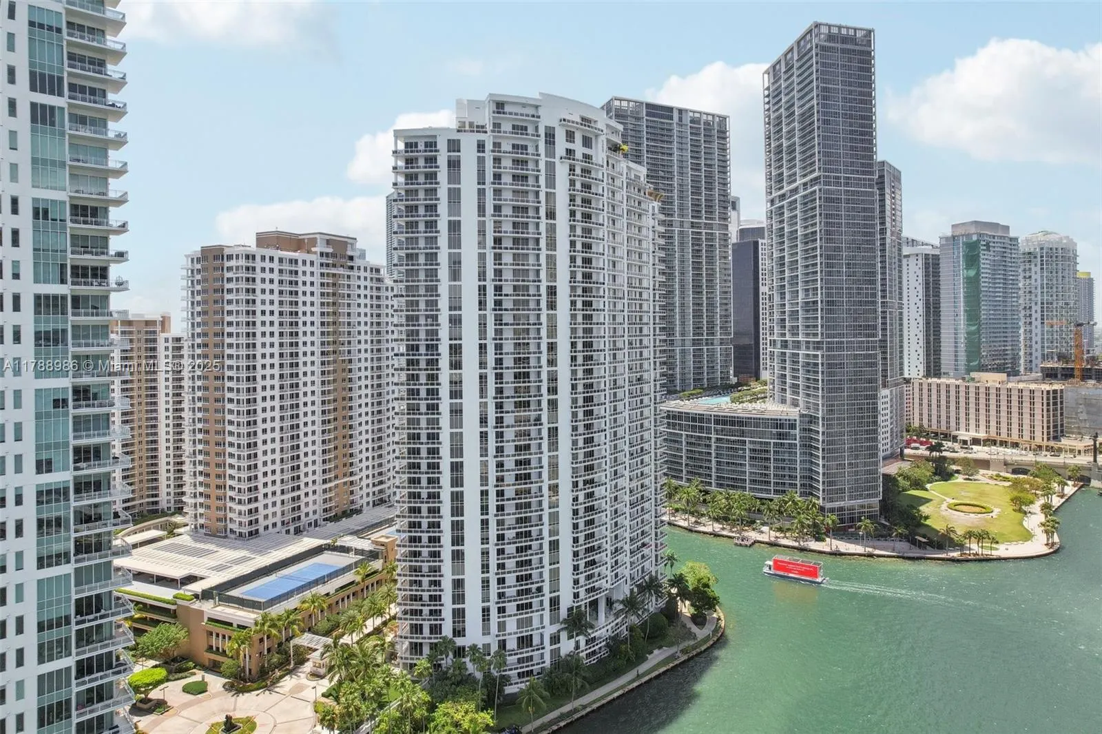 901 Brickell Key Blvd, #1009