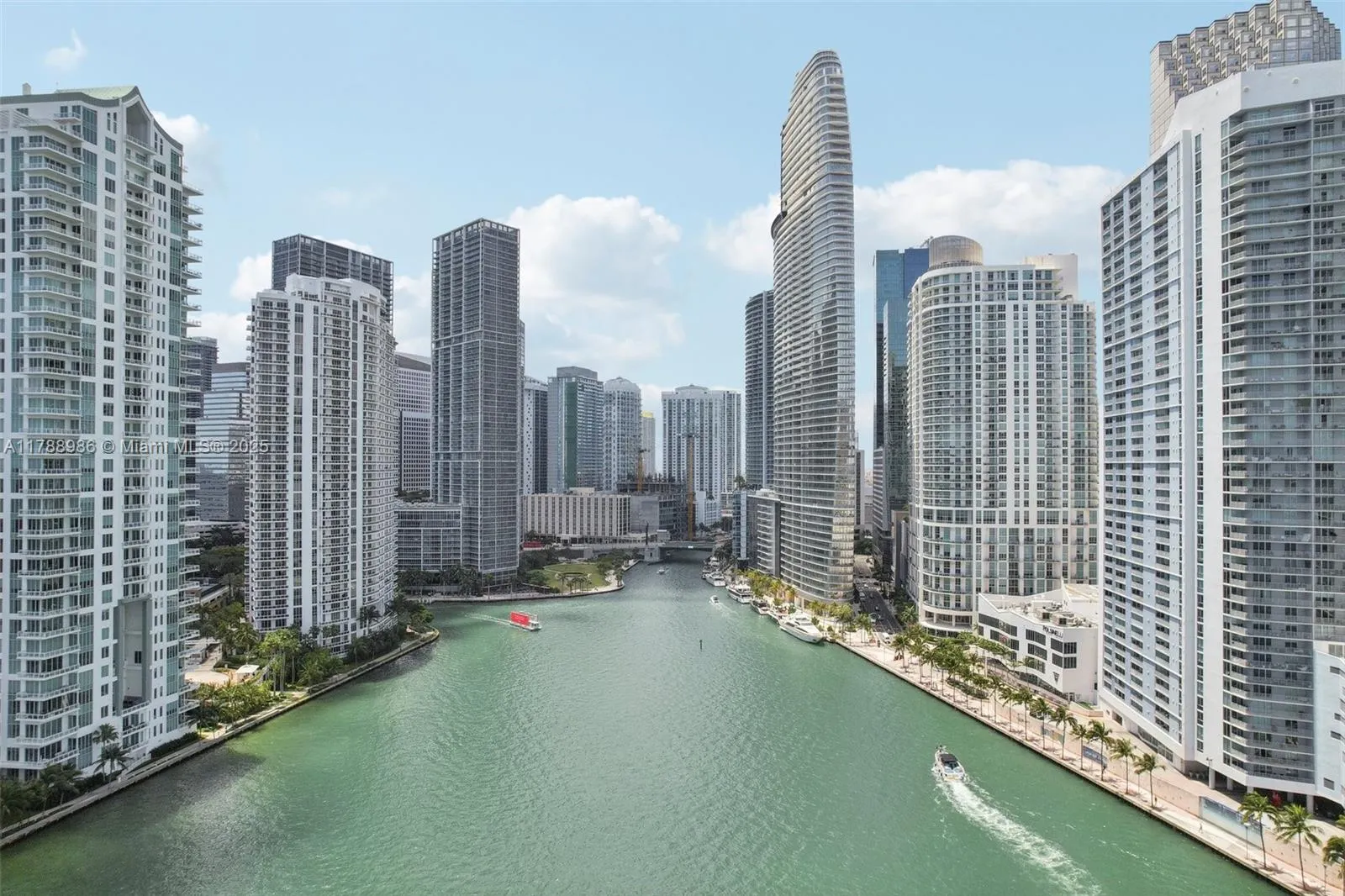 901 Brickell Key Blvd, #1009