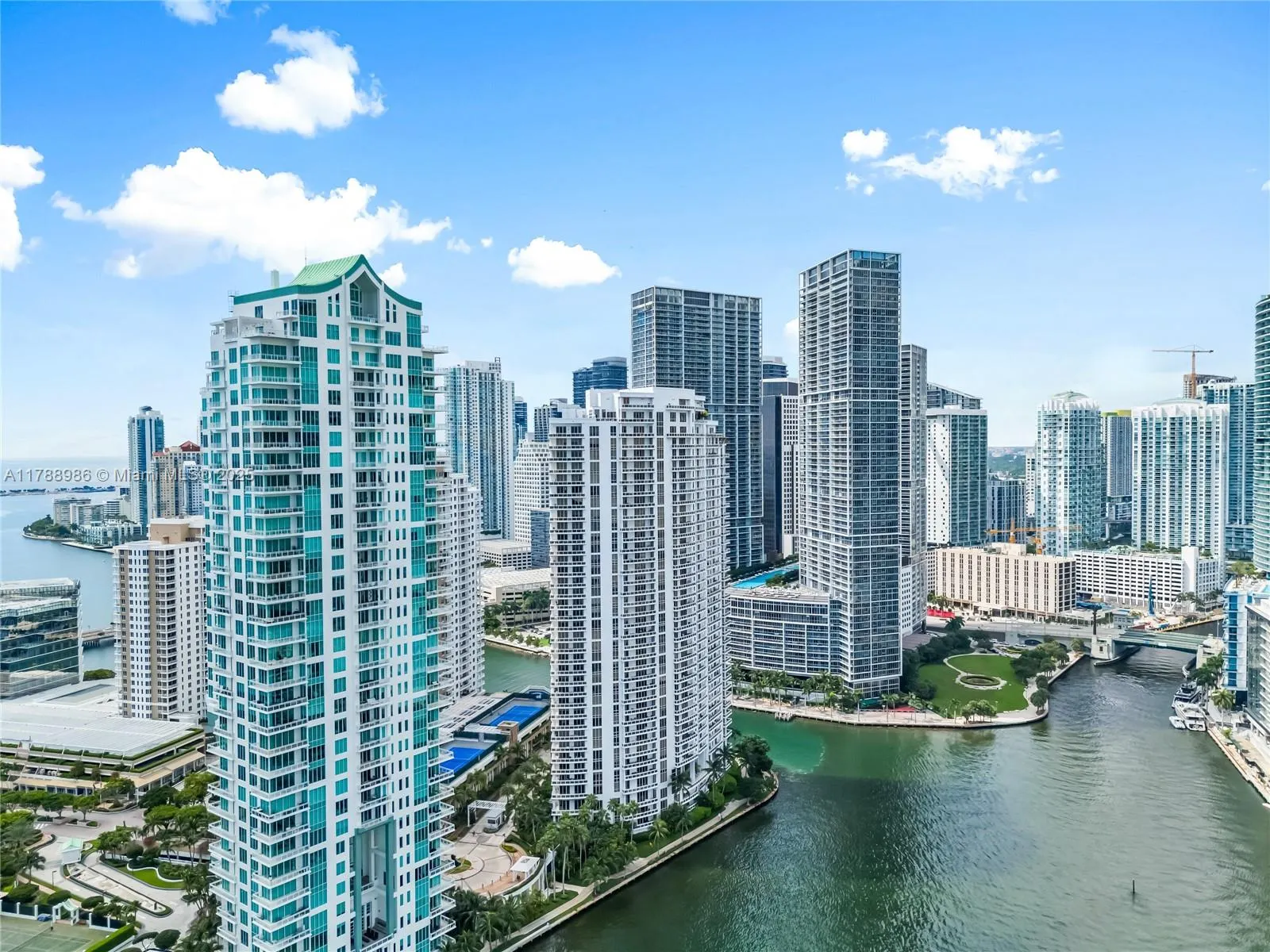 901 Brickell Key Blvd, #1009