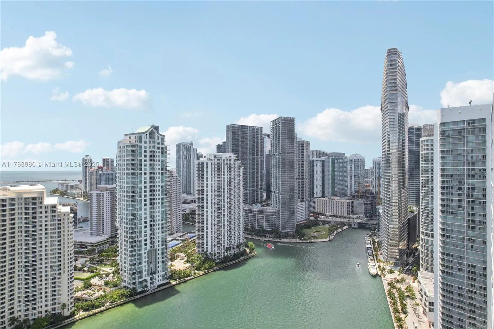 901 Brickell Key Blvd, #1009