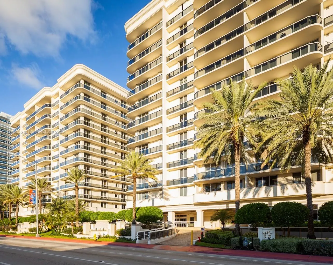 9559 Collins Ave, #S5-J