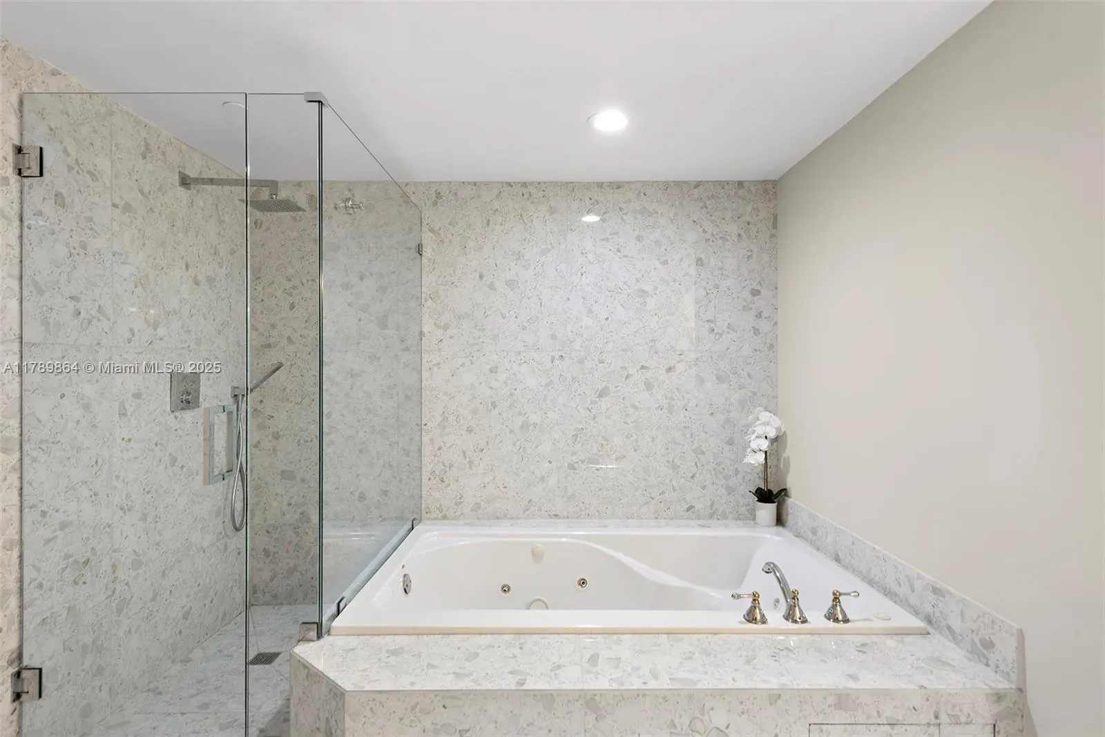 9595 Collins Ave, #N10F