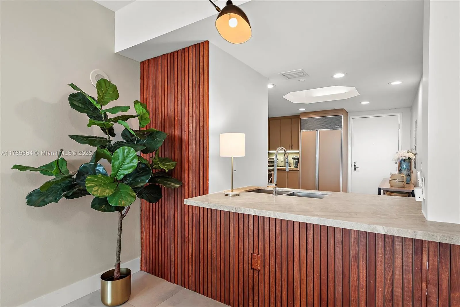 9595 Collins Ave, #N10F